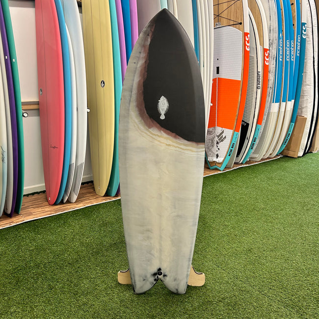 Airlie Flounder Fish 5’7" Surfboard - Carbon/ Marble Swirl